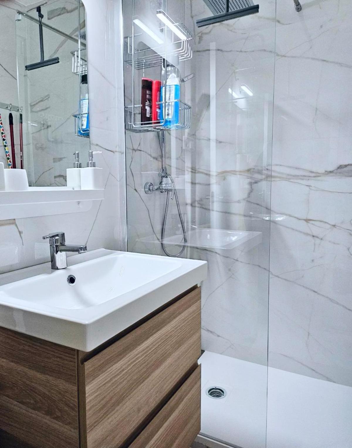 Acogedor Apartamento En Atocha By Bebalmy Мадрид Екстериор снимка